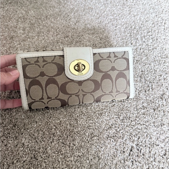 Coach Signature Brown and Cream Card Holder - Picture 1 of 5